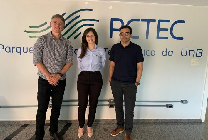 Coordenadores do INCT Fisiologia do Estresse em Plantas visitam startup parceira, a Krilltech