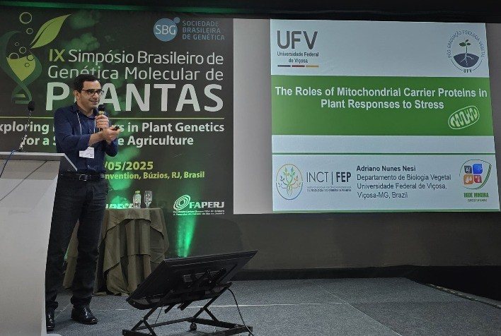 Professor Adriano Nunes-Nesi palestra no IX Simpósio Brasileiro de Genética Molecular de Plantas em Búzios - RJ